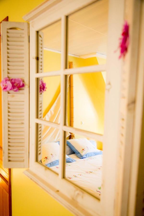 Bed and Breakfast Domaine Bacchus Reuil-sur-Marne Экстерьер фото