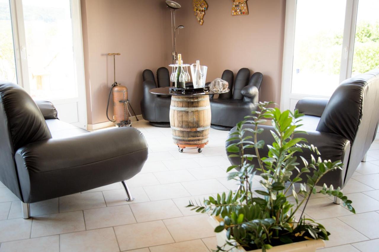 Bed and Breakfast Domaine Bacchus Reuil-sur-Marne Экстерьер фото